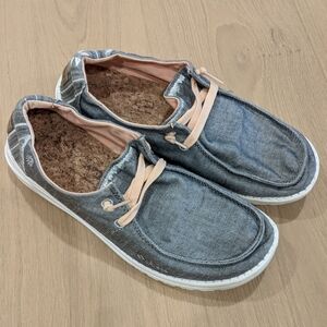 Woman's Grey and peach Hey Dudes